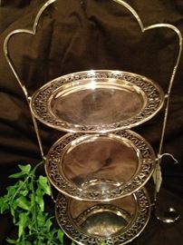 Exceptionally attractive 3-tier silver plate server