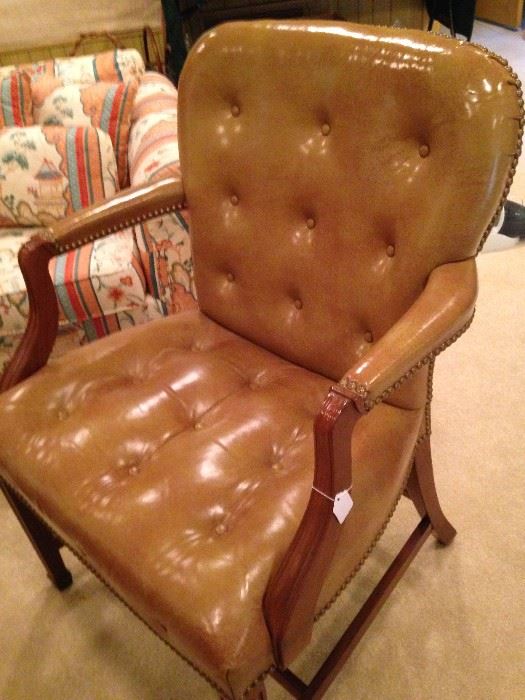 Gold/tan leather arm chair