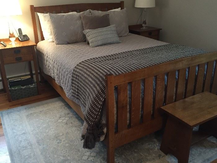 Stickley queen size mission slat bed