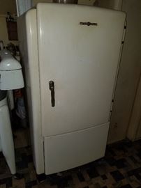 General Electric Refrigerator type JB5-37 all orig. RARE RARE RARE