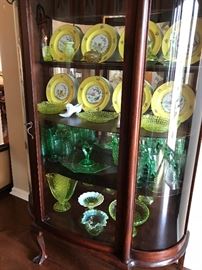 Vaseline glass     Wedgwood Plates