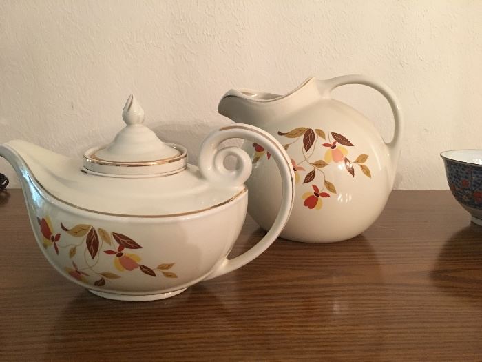 Jewel tea autumn leaf tea pot & pitcher