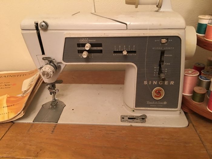 Singer sewing machinr