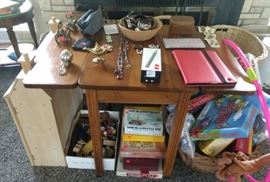 Toys, games, dollhouse, costume jewelry, unused vape pen, and more.