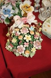 Italy Capodimonte beautiful basket