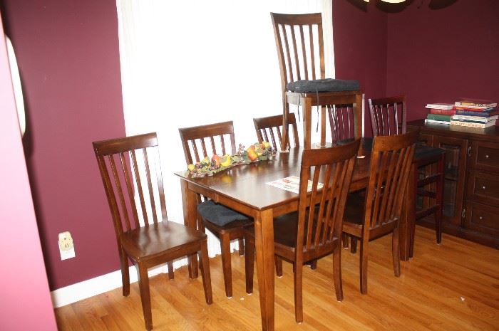 Matching kitchen farm style table with 6 matching chairs