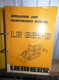 Liebherr LR 621-B Bulldozier Operation & Maintenance Manual along with parts in next few pictures