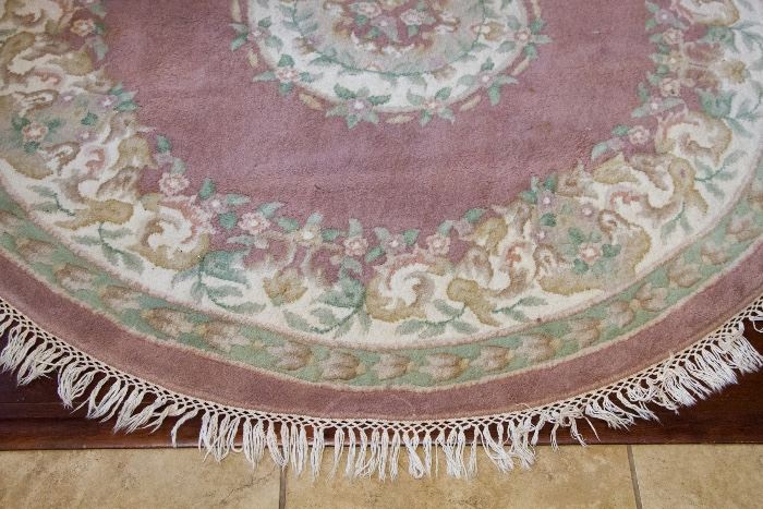 73" Diameter Hand knotted Mauve and Cela Don Chinese Rug.  $90.00