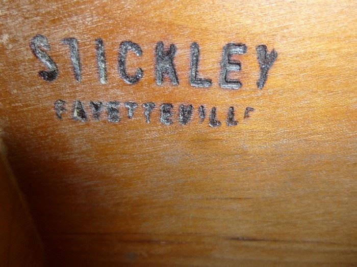 STICKLEY DINING TABLE AND CHAIRS