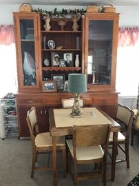Nice square dining table cushions in great condition so is table and chairs