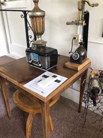 Side table and bar area with retro radio and wine opener