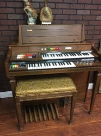 Kimball organ, Swinger 600, the Entertainer/II