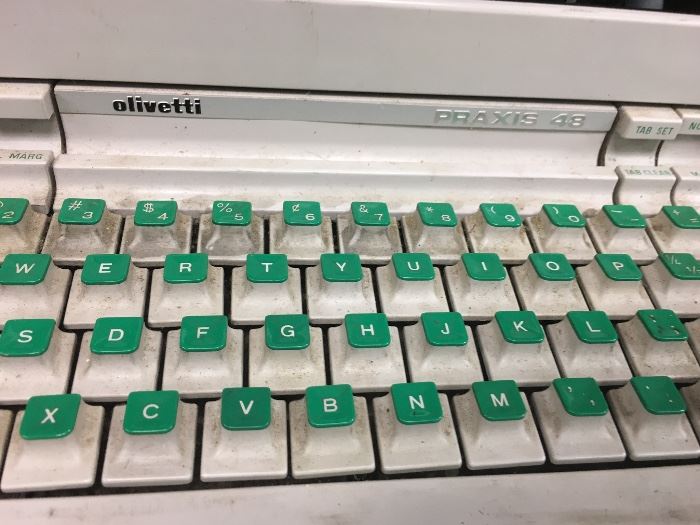 Olivetti Praxis 48 vintage typewriter
