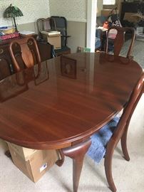 Queen Anne table and six chairs.  Table has two leaves!