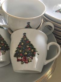 Christmas plate cups full set