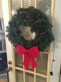 lighted Christmas wreath