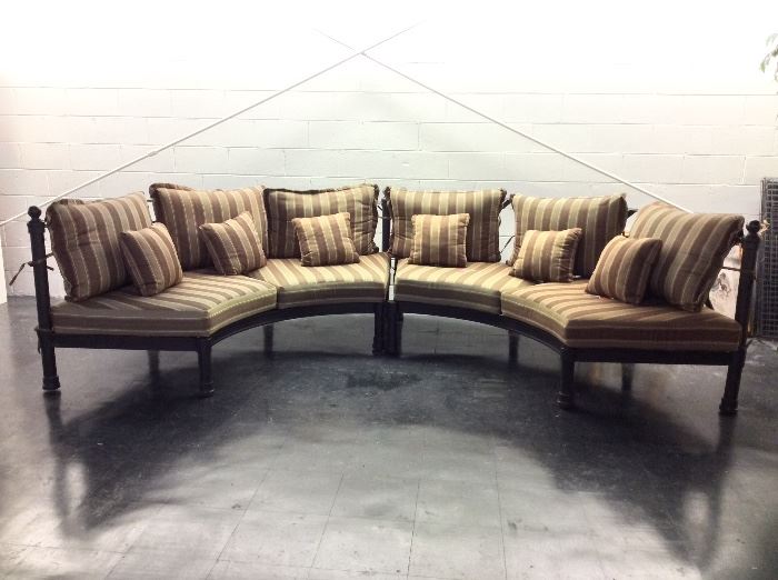 Outdoor Patio Bridgeton Moore Upholstered Sectional Couch.