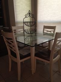 Bassett glass top table & 4 matching chairs