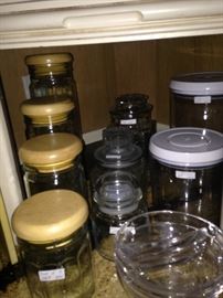 Jars and canisters 