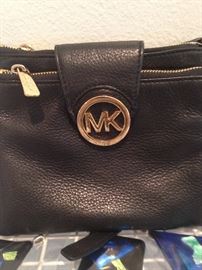 Small Michael Kors purse - such fine leather
