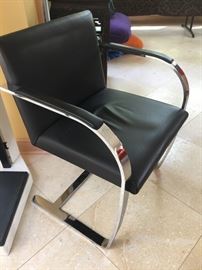 45. Knoll Bruno Black Leather Armchair on Chrome Base (24'' x 23'' x 31'')