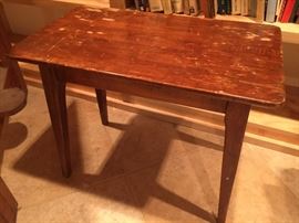 61. Wood Side Table (22'' x 13'' x 18'')