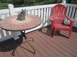 PATIO TABLE AND CHAIR