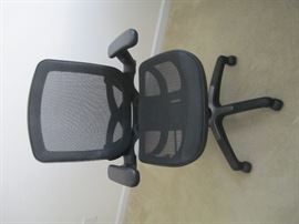 DESK CHAIR