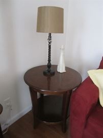 SIDE TABLE, LAMP