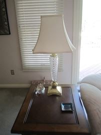LAMP AND END TABLE
