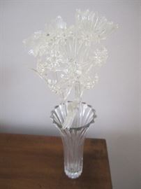 VASE WITH GLASS FLORAL