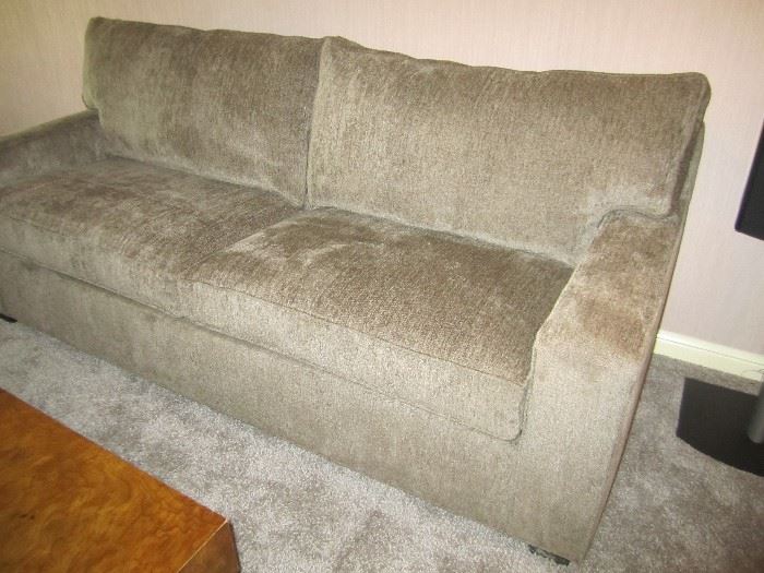 SLEEPER SOFA BY MITCHELL GOLD+BOB WILLIAMS IN MINT CONDITION