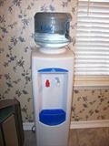 Holds the small (or large) bottles from Kentwood.