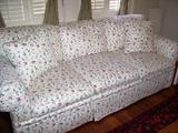 Very pretty and clean Pennsylvania House sofa.