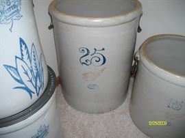 Red Wing 25 gallon crock