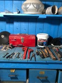 About all the tools a guy like me needs... hehehe..
