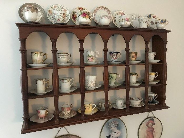 Soild Wood Shelf , Cups And Saucers 