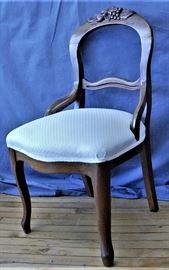 Victorian Fruit Carved Walnut Upholstered Chair