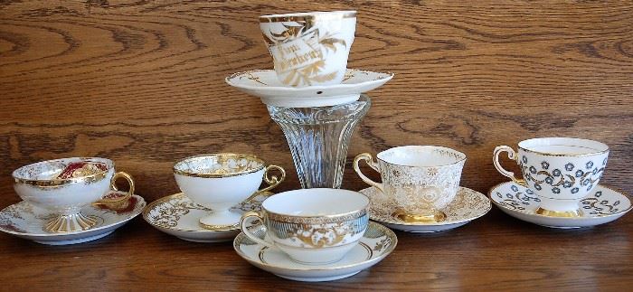 6 Vintage Ornate Gold Trimmed Cups & Saucers