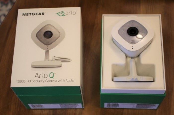 NetGear Remote WIFI Cameras, #VMC3040 (2)
Will sell single or pair.  Bought Jan, 2018, used once.
