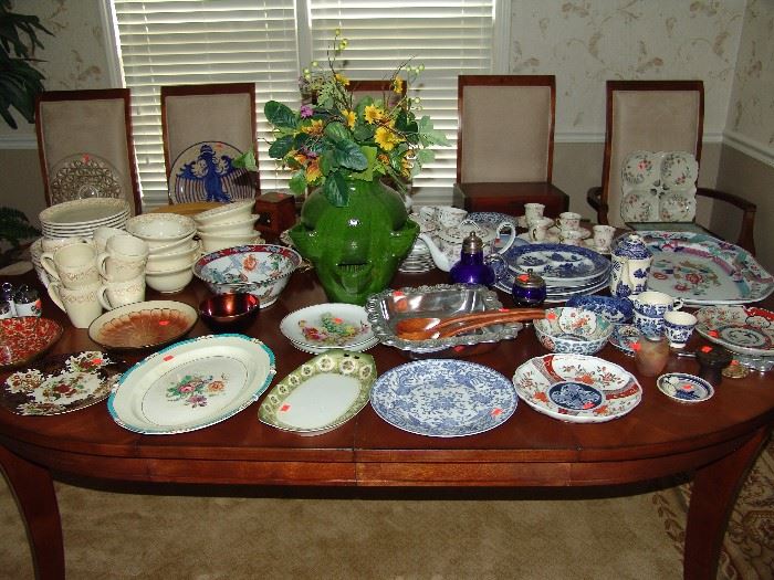 Miscellaneous china and Blue Willow