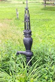 Water pump - for decoration only