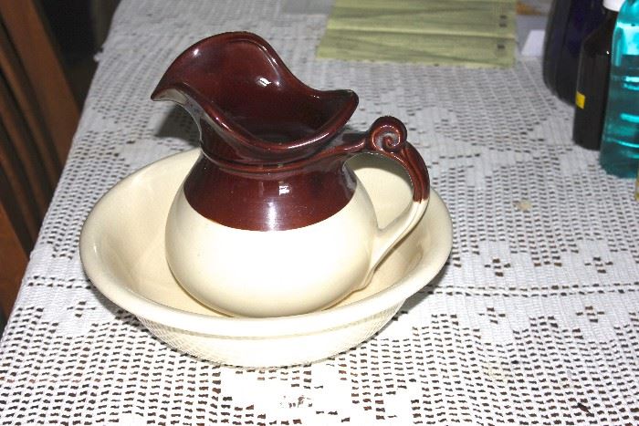 McCoy pitcher and bowl