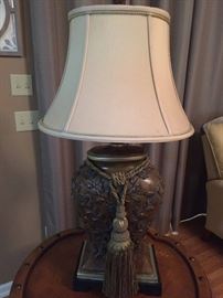Beautiful lamp, excellent condition