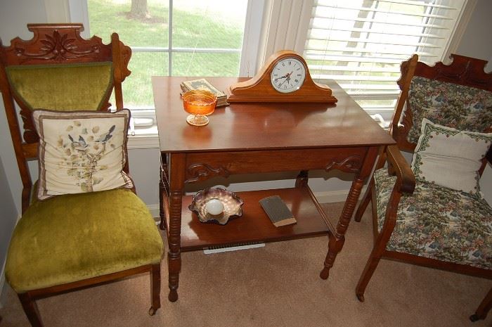 Very Nice Antique Victorian Walnut Parlor Chairs and Table