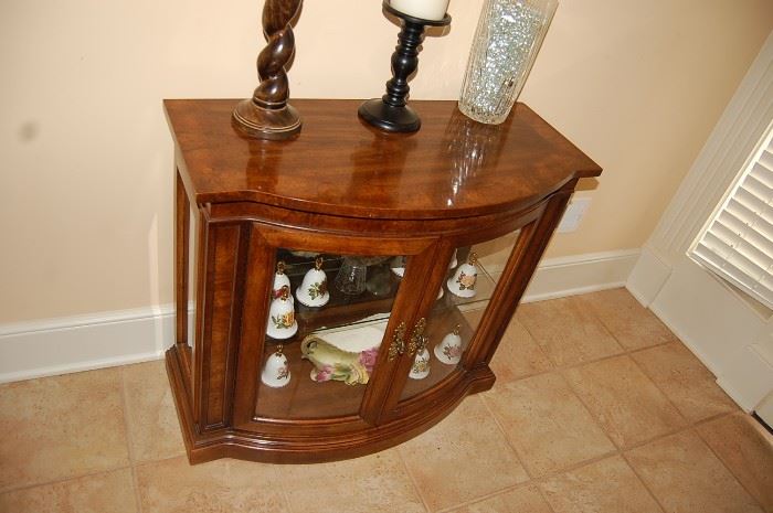 Nice Ethan Allen Small Lighted Curio Cabinet