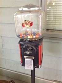 Topper  Deluxe Penny Gum Machine