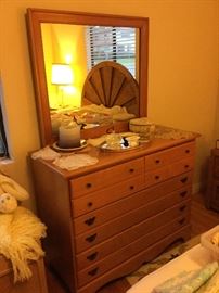 Dresser with wall mirror, basic and good