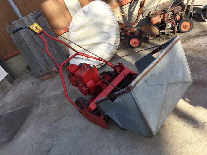 Reel mower from King O’ Lawn in South Gate, CA, with catcher, Briggs & Stratton motor