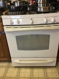 Great gas stove with oven we can sell!